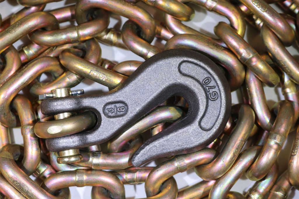 5/16" x 20 ft. Grade 70 Transport Chain w/ Clevis Grab Hooks - ratchetstrap-com.myshopify.com