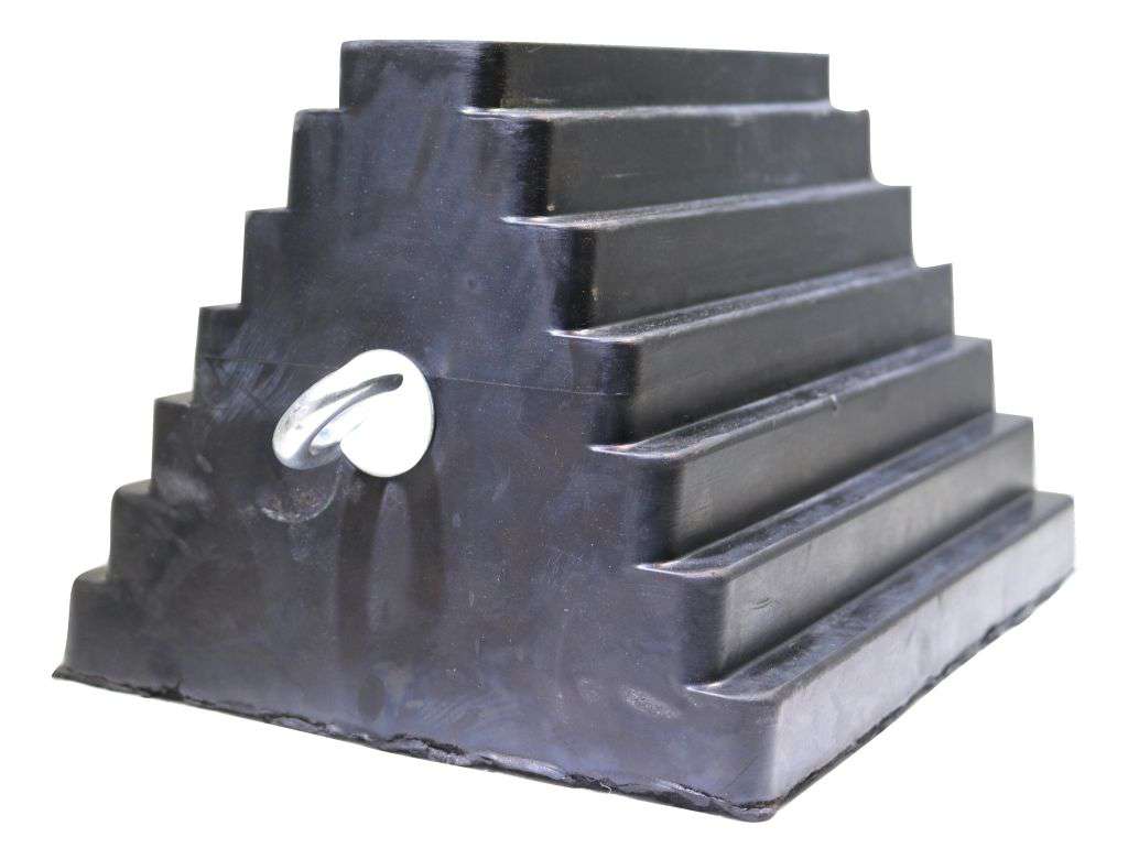 Rubber Wheel Chock - go-tow.com